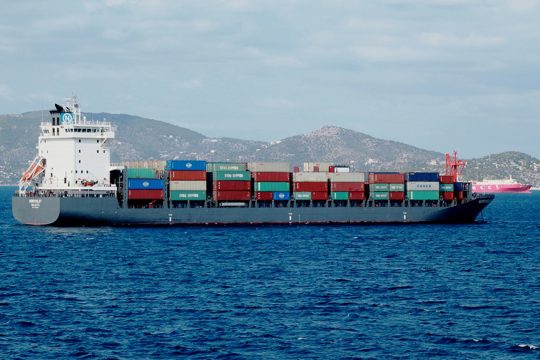 cargo ship emporika ploia